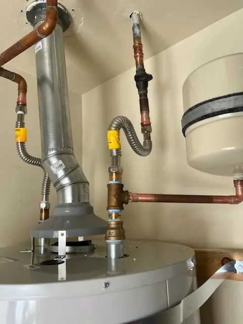 Water heater installation and plumbing repair in Hempstead